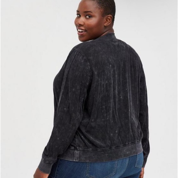 Torrid Challis Bomber - Picture 10 of 11